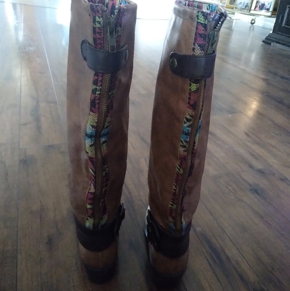 Francesca's - Brown Distressed Aztec Boots - Picture 4 of 5